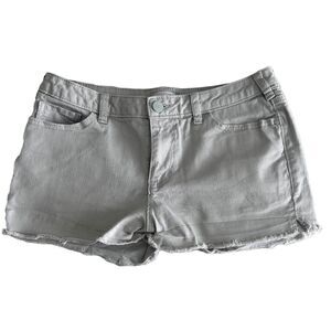 Lauren Conrad LC Women's Shorts Size 8 in Lilac Grey